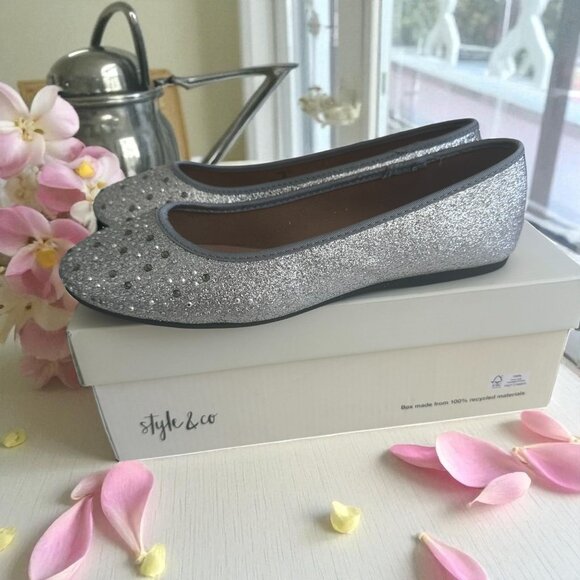 STYLE & CO Angelynn Silver Glitter Ballet Flats Size 8 - Picture 1 of 8